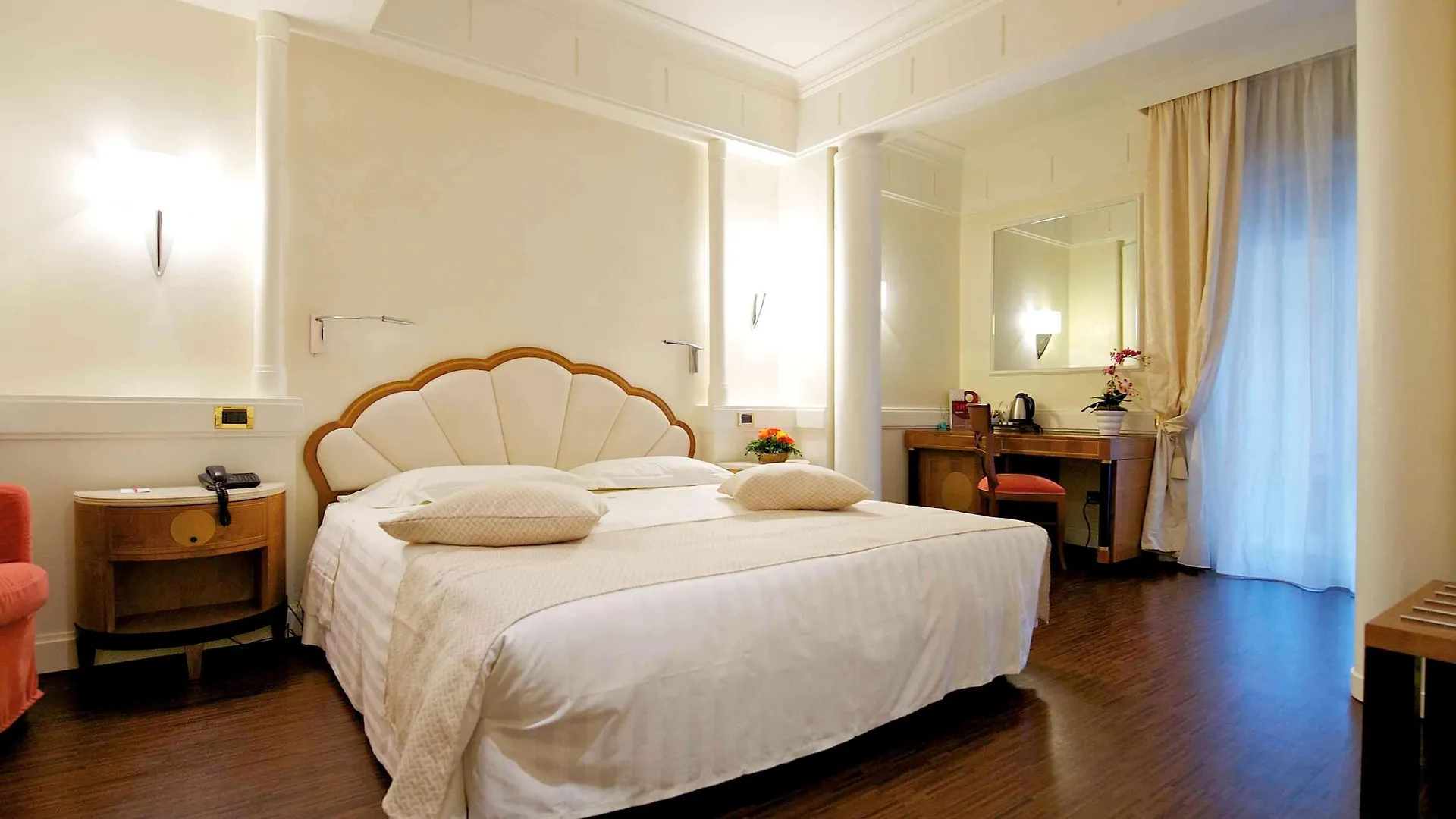 Hotel Stendhal Parma 4*,