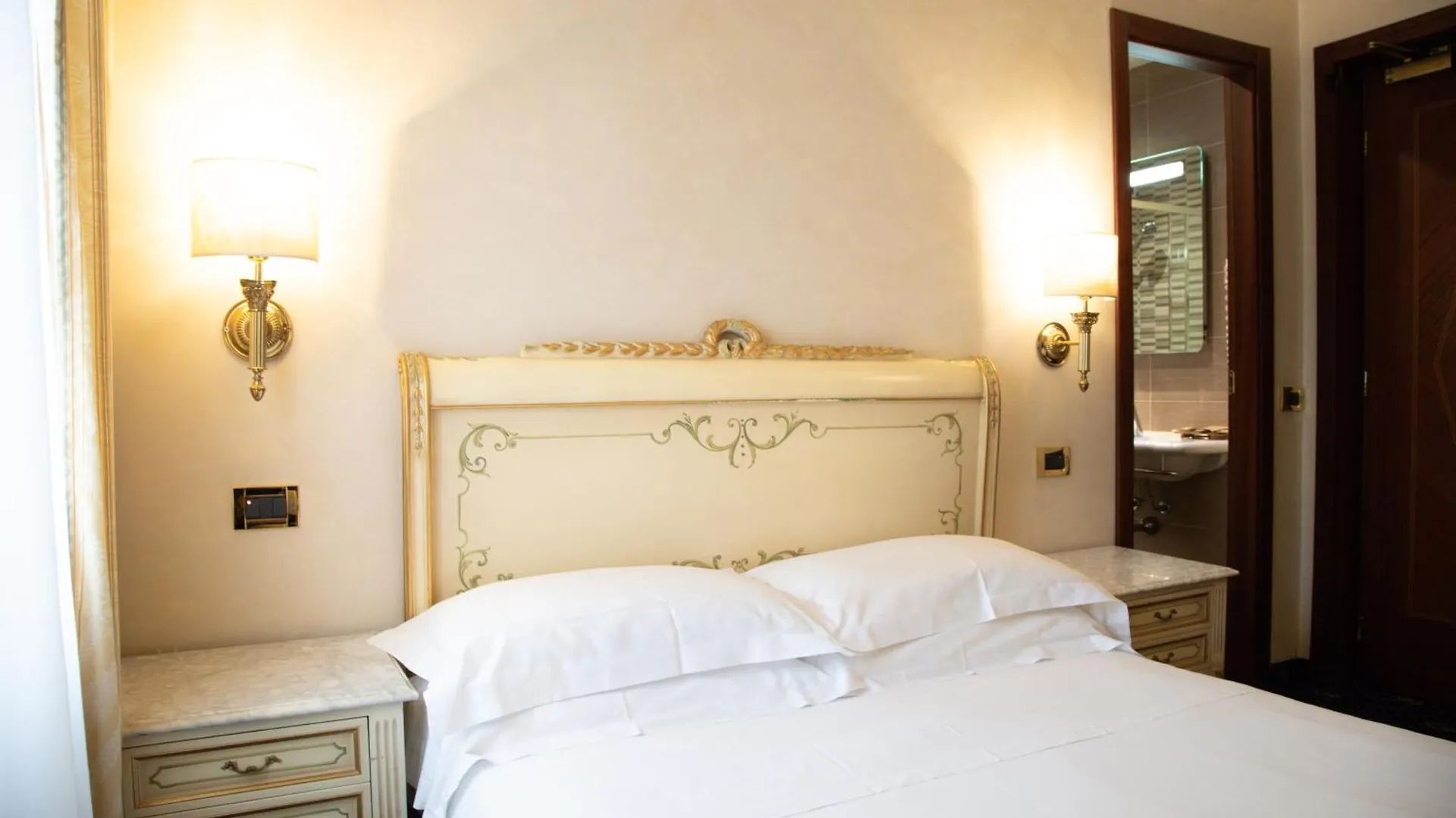 Hotel Stendhal Parma 4*,  Italy