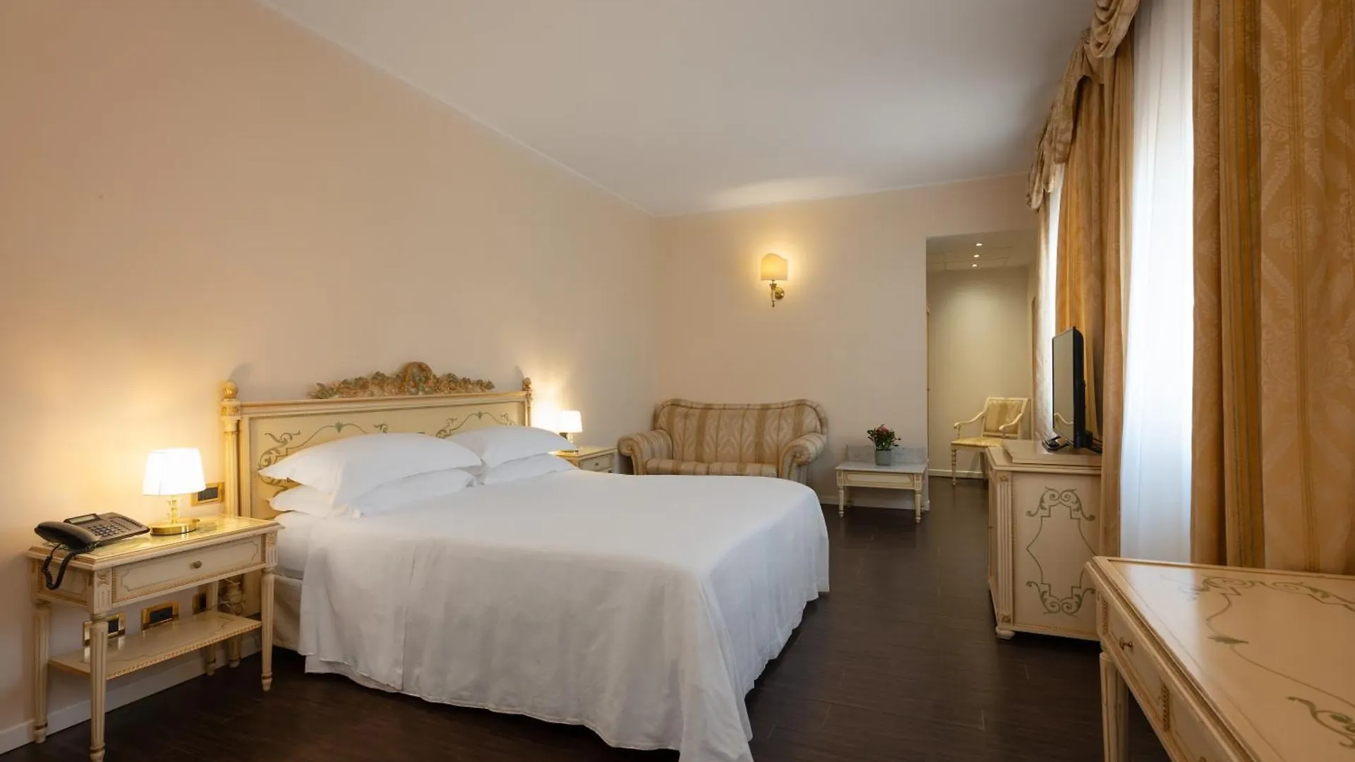 Hotel Stendhal Πάρμα