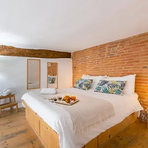 https://lui-tuscany-loft.it-tuscanyhotel.com
